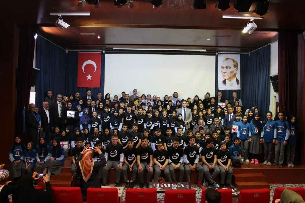 Haber: Projelerin İlçedeki Adresi Hendek İmam Hatip Ortaokulu - Öne Çıkan