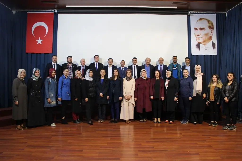 Haber: Projelerin İlçedeki Adresi Hendek İmam Hatip Ortaokulu - Galeri-7