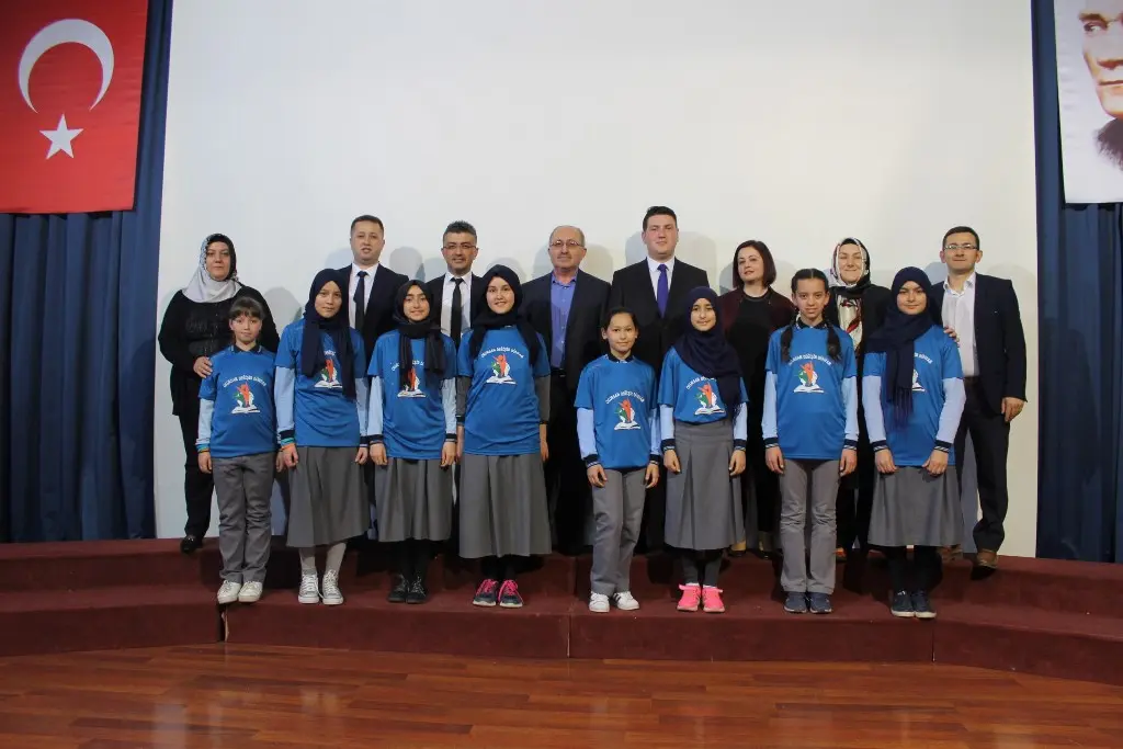 Haber: Projelerin İlçedeki Adresi Hendek İmam Hatip Ortaokulu - Galeri-6