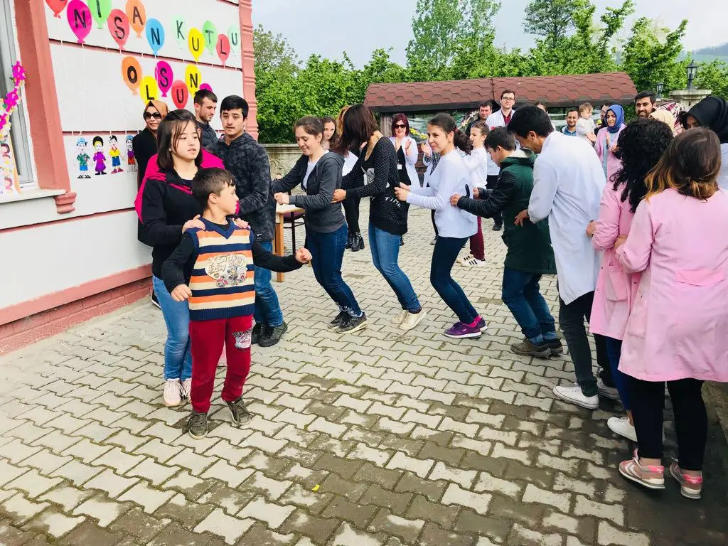 Haber: Gelişimsel Yaklaşım Özel Eğitim ve Rehabilitasyon Merkezi Çocuk Bayramını Kutladı - Galeri-3