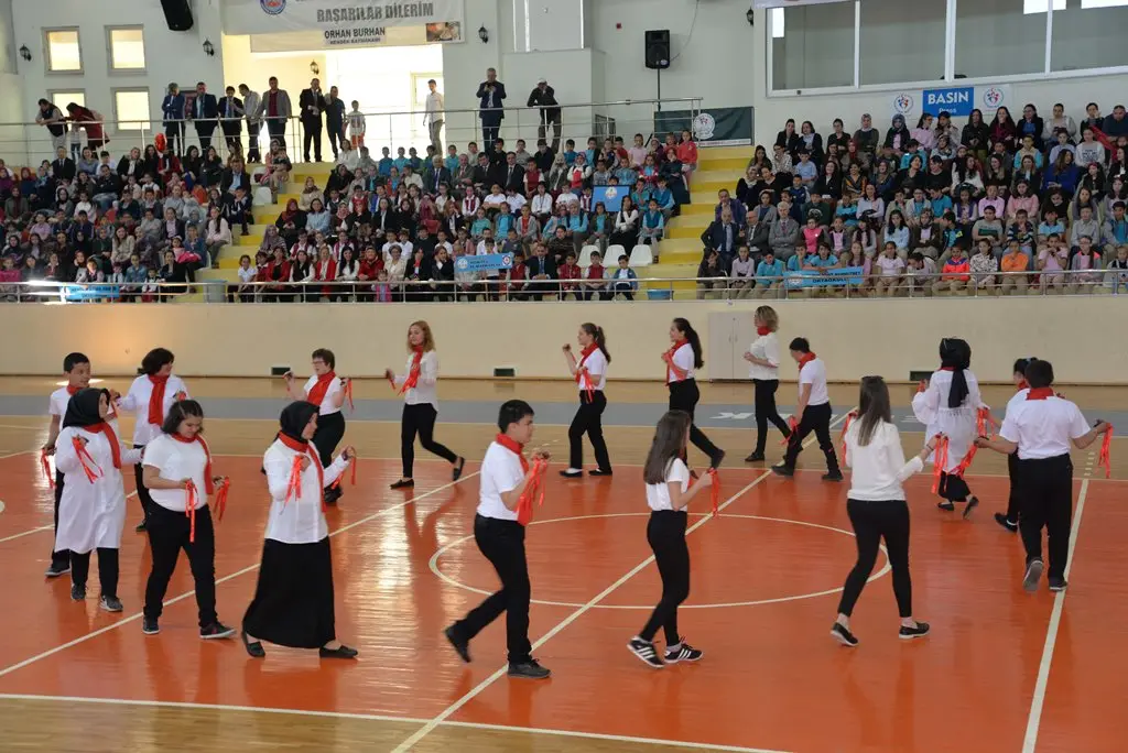 Haber: 23 Nisan Hendek’te Coşkuyla Kutlandı - Galeri-1