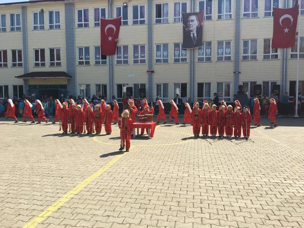 Haber: Mustafa Asım İlkokulu Çocuk Bayramını Kutladı - Galeri-1