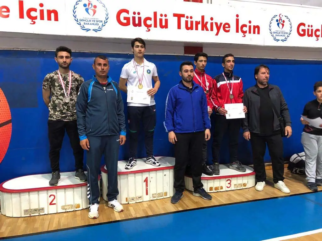 Haber: Hendek Belediyesi Karatecileri Şampiyon oldu - Galeri-1