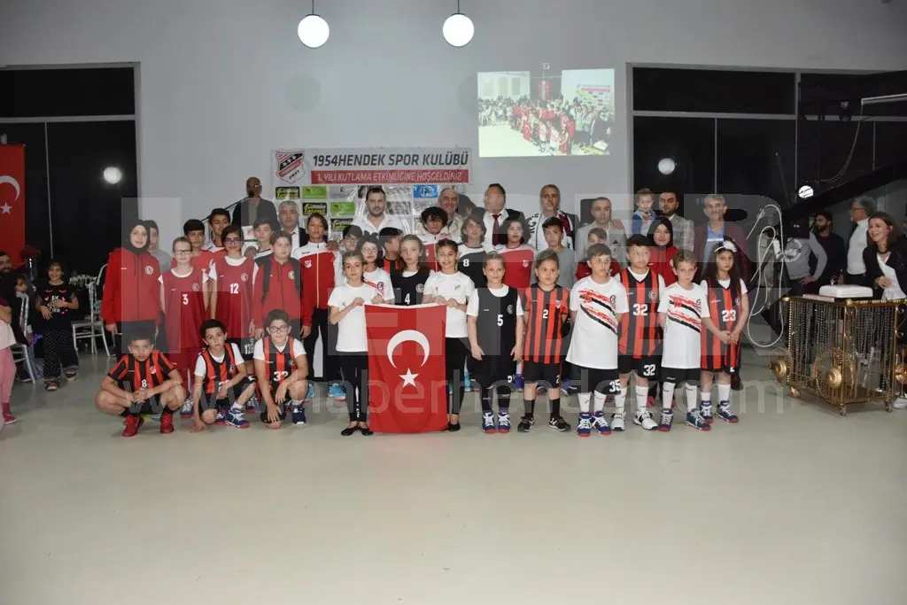 Haber: 1954 HENDEKSPOR 1. YILINI KUTLADI - Öne Çıkan