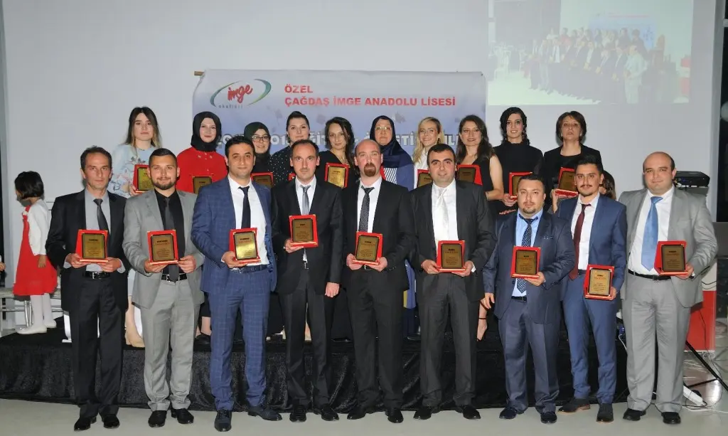 Haber: İMGE Anadolu Lisesi İlk Mezuniyet Töreniyle Göz Doldurdu - Galeri-2