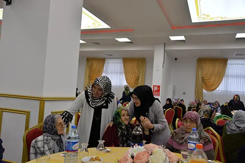 Haber: HAYATIN İLK IŞIĞIDIR ANNE - Galeri-1