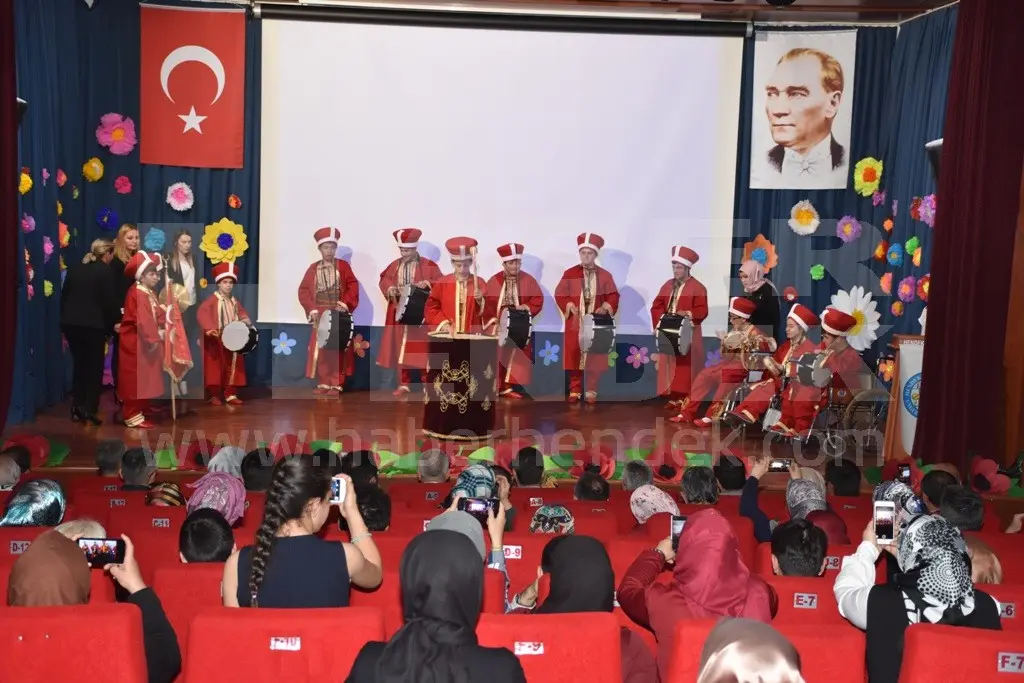 Haber: Hendek’li Mütahitler’den Eğitime Dev Katkı - Galeri-5