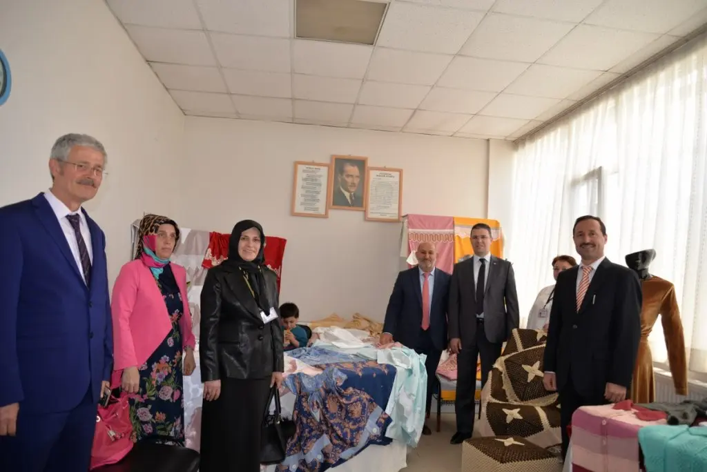 Haber: Hendek HEM’den Yılsonu Sergisi - Galeri-2