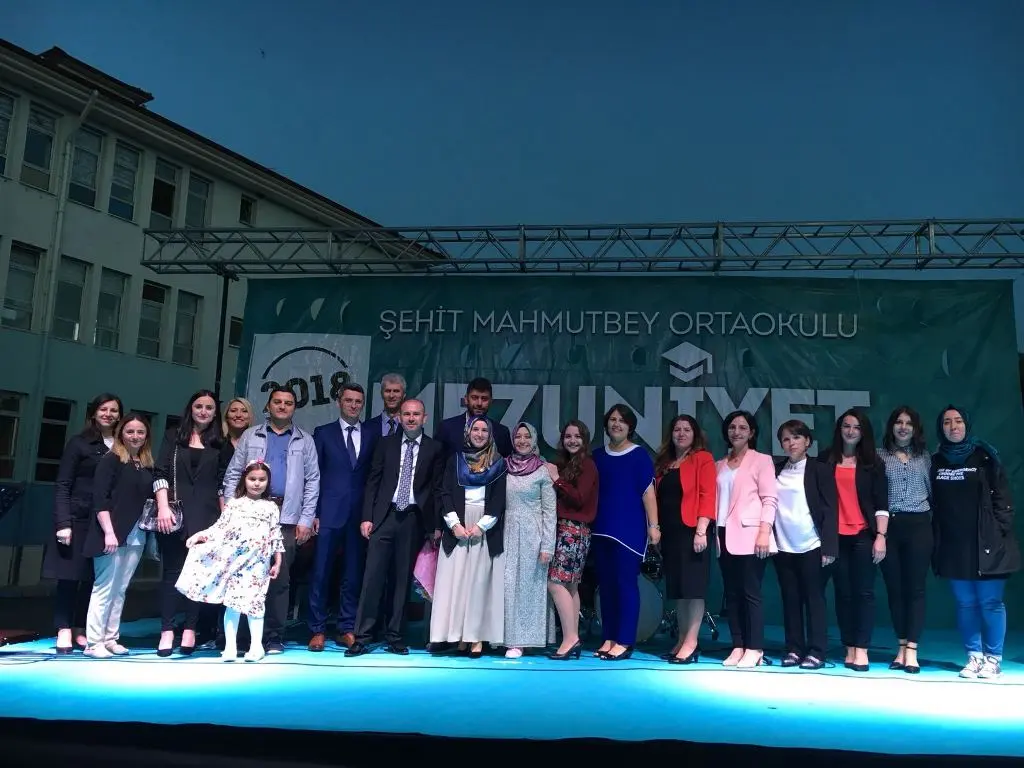Haber: ŞEHİT MAHMUTBEY’DE MEZUNİYET TÖRENİ - Galeri-1