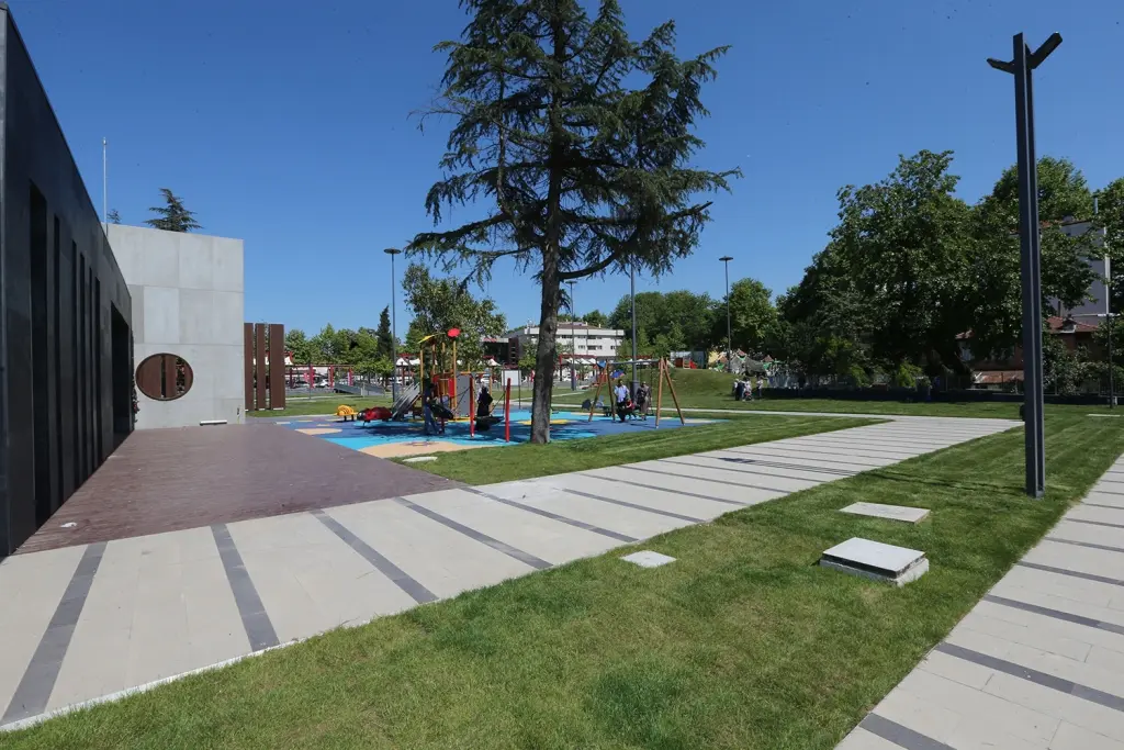 Haber: Hendek Atatürk Parkı Açılıyor - Galeri-2