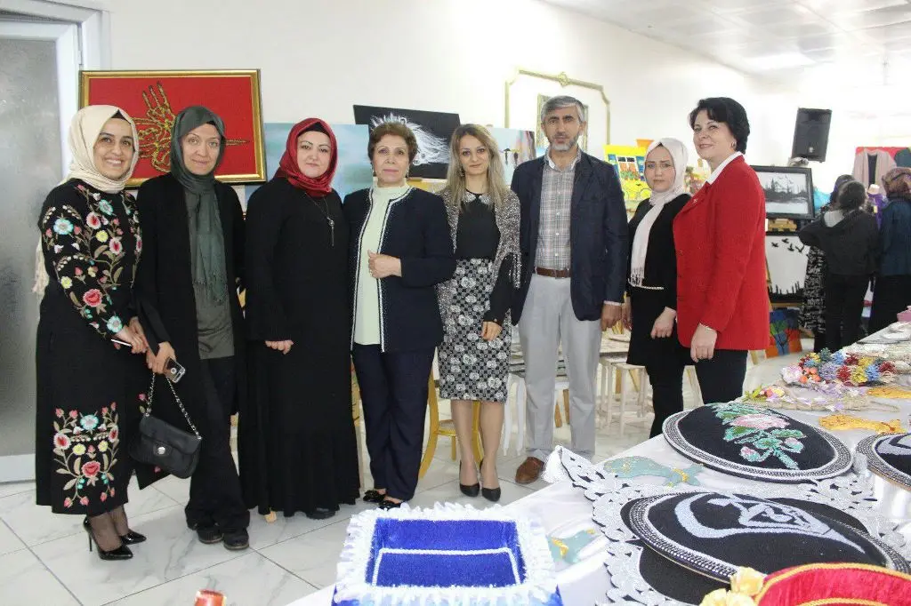Haber: KYK Kız Yurdunda Yıl Sonu El Sanatlar Sergisi - Galeri-2