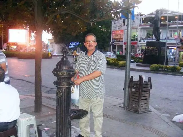 Kiraz Arif vefat etti