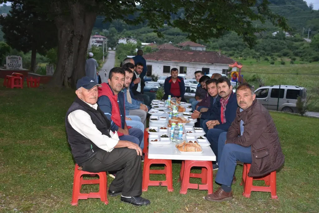 Haber: Yarıca Yeni sokak sakinleri iftarda buluştu - Galeri-2