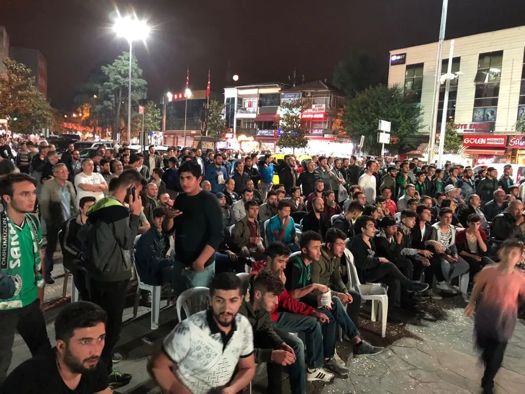Haber: Hendek Meydan’da Sakaryaspor Coşkusu - Galeri-1