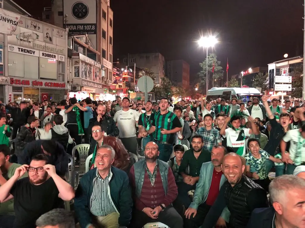 Haber: Hendek Meydan’da Sakaryaspor Coşkusu - Öne Çıkan