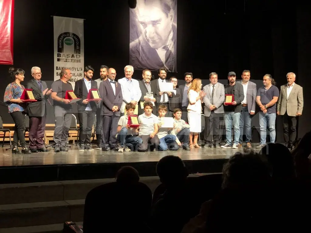 Haber: Baycan Ödülünü Aldı - Galeri-1