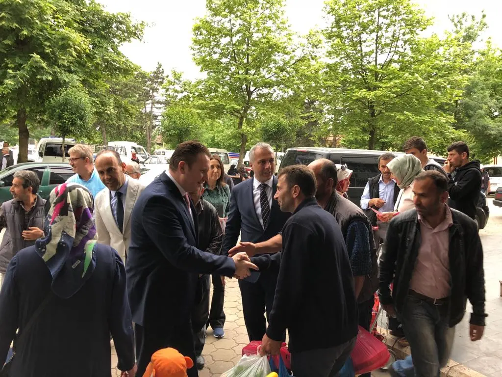 Haber: MHP Milletvekili Adayları Bülbül ve Budak Hendek'e Çıkarma Yaptı - Galeri-3