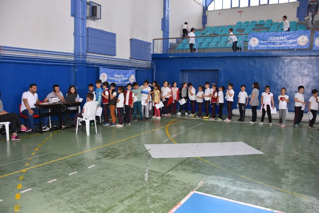 Haber: Sporun Yetenek avcıları Hendek’te - Öne Çıkan
