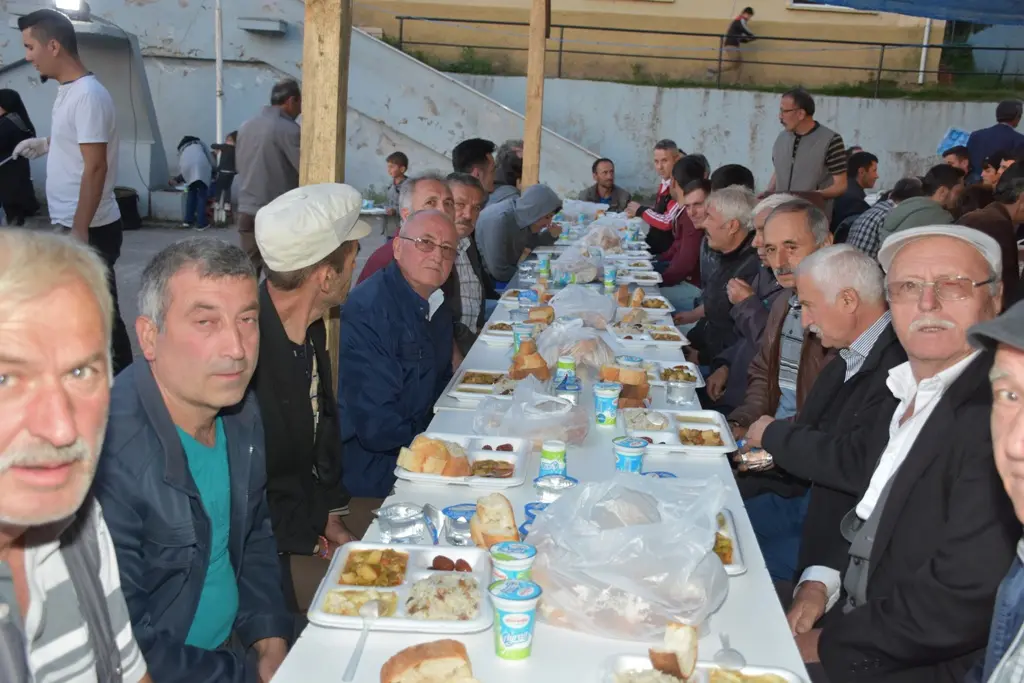 Haber: Zirvede Gelenekler Yıllardır Sürüyor - Galeri-1