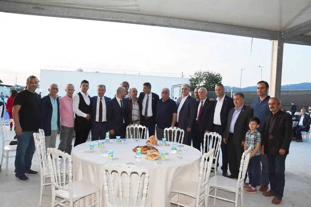 Haber: İşadamı Ahmet Mercan İftar Verdi - Galeri-3