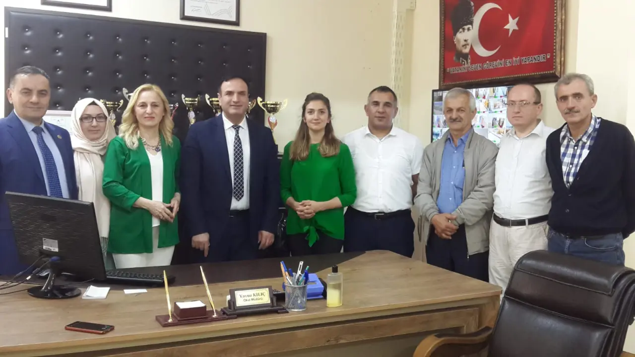 Haber: Dünya Çevre Gününde Gençlere Anlamlı Program - Galeri-1