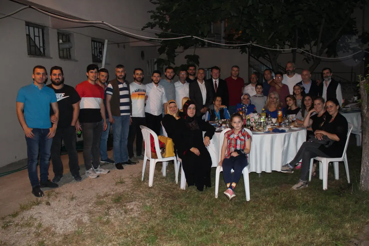 Haber: Akçay Ailesi İftarda Buluştu - Galeri-2