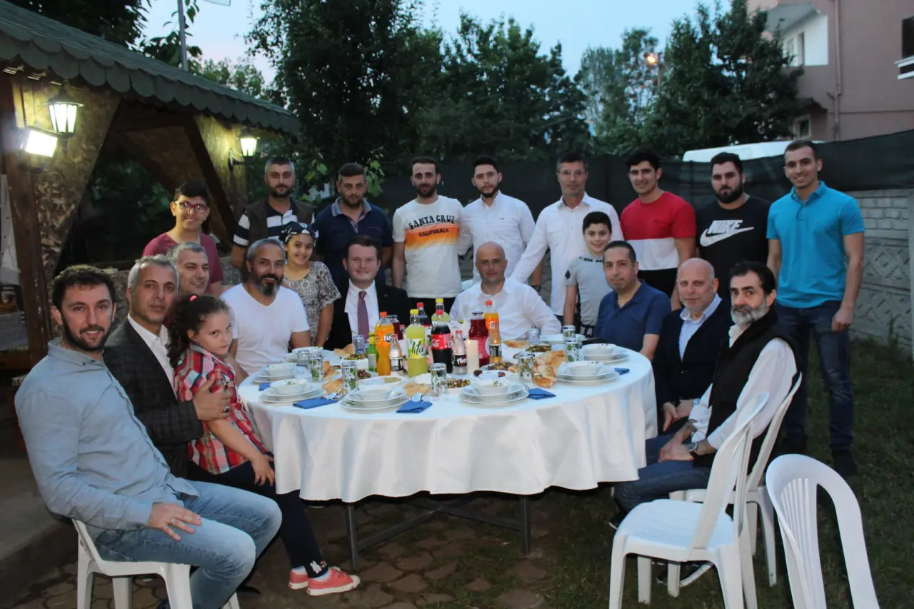 Haber: Akçay Ailesi İftarda Buluştu - Galeri-1
