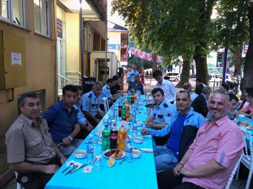 Haber: Emniyet Müdürü İlhan İftar Verdi - Galeri-2