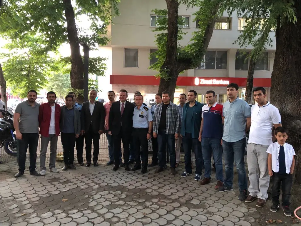Haber: Emniyet Müdürü İlhan İftar Verdi - Galeri-5