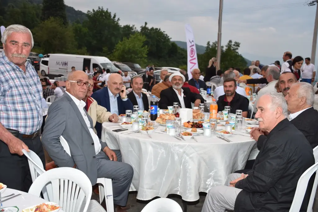 Haber: Bahadır Ailesi İftar Verdi - Galeri-7