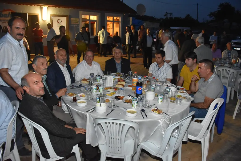 Haber: Bahadır Ailesi İftar Verdi - Galeri-15