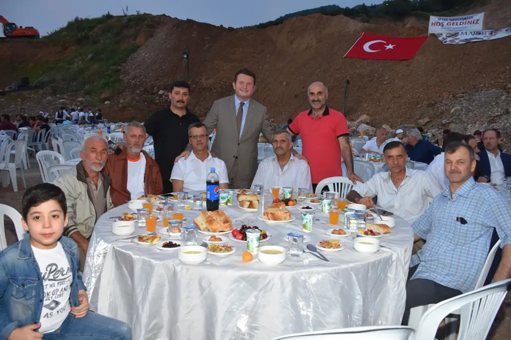 Haber: Bahadır Ailesi İftar Verdi - Galeri-13