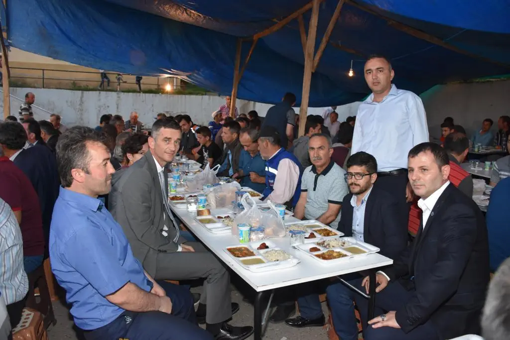 Haber: Zirvede İftarda Buluştular - Galeri-3