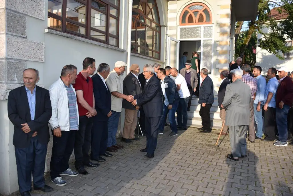 Haber: Zirvede Asırlık Bayram Geleneği - Galeri-1