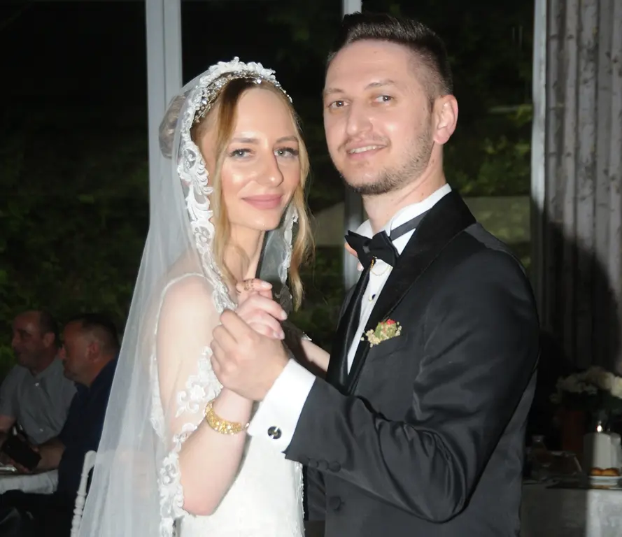 Haber: Beyza ve Oğuz Gökhan Bir Ömür Mutluluğa Evet Dedi - Öne Çıkan