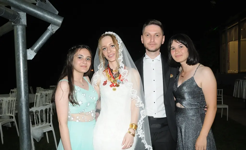 Haber: Beyza ve Oğuz Gökhan Bir Ömür Mutluluğa Evet Dedi - Galeri-5
