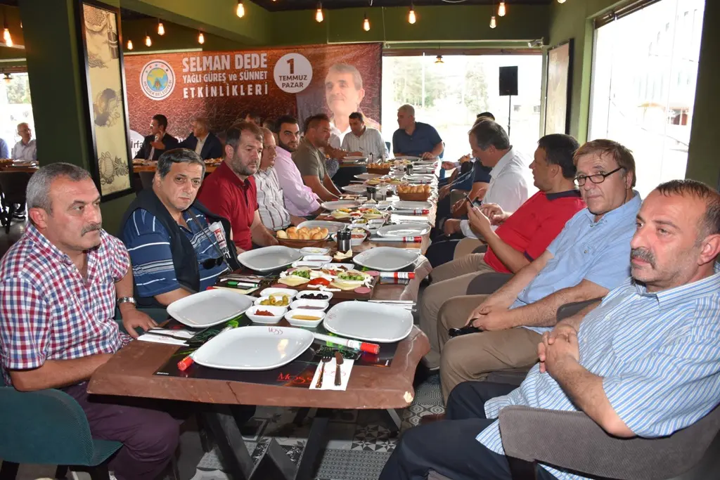 Haber: Hendek Selman Dede Yağlı Güreşleri Tanıtımı Yapıldı - Galeri-4