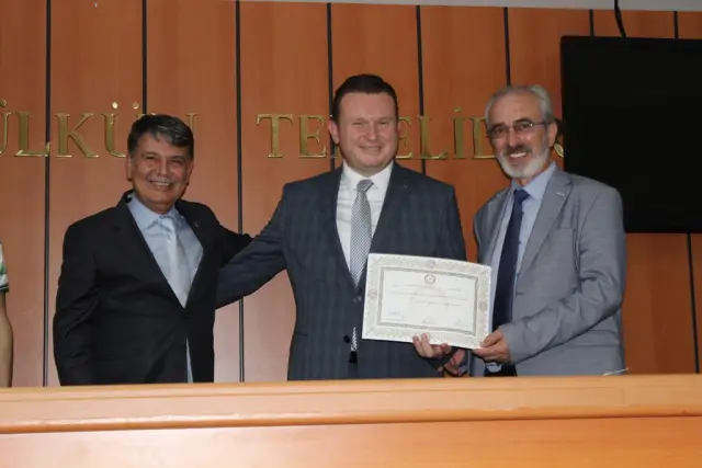 Bülbül mazbatasını aldı
