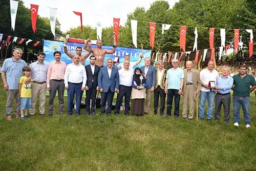 Haber: Hendek'te Başpehlivan ALİ GÜRBÜZ - Öne Çıkan