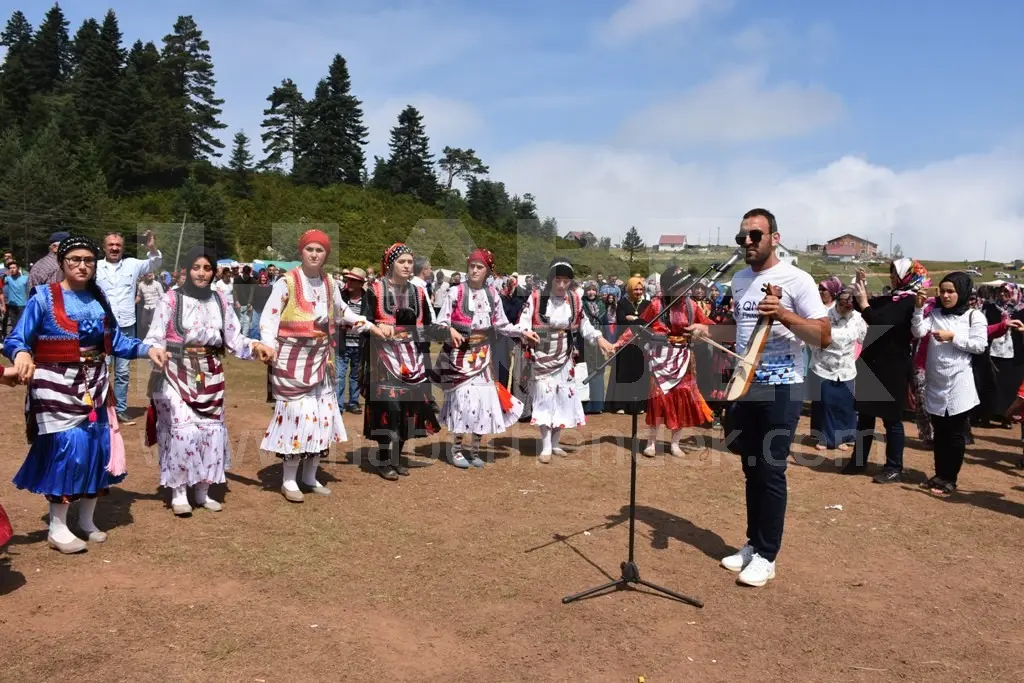 Haber: Çiğdem Yayla Şenliği Coşkulu Geçti - Galeri-3