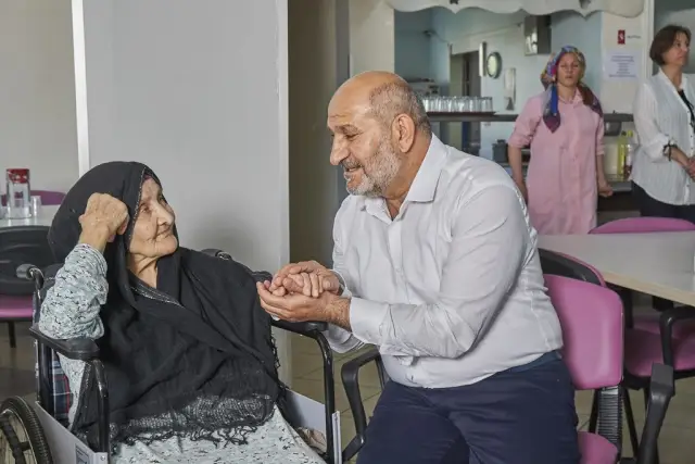 Püsküllü, Sizler Bizim Kıymetlimizsiniz