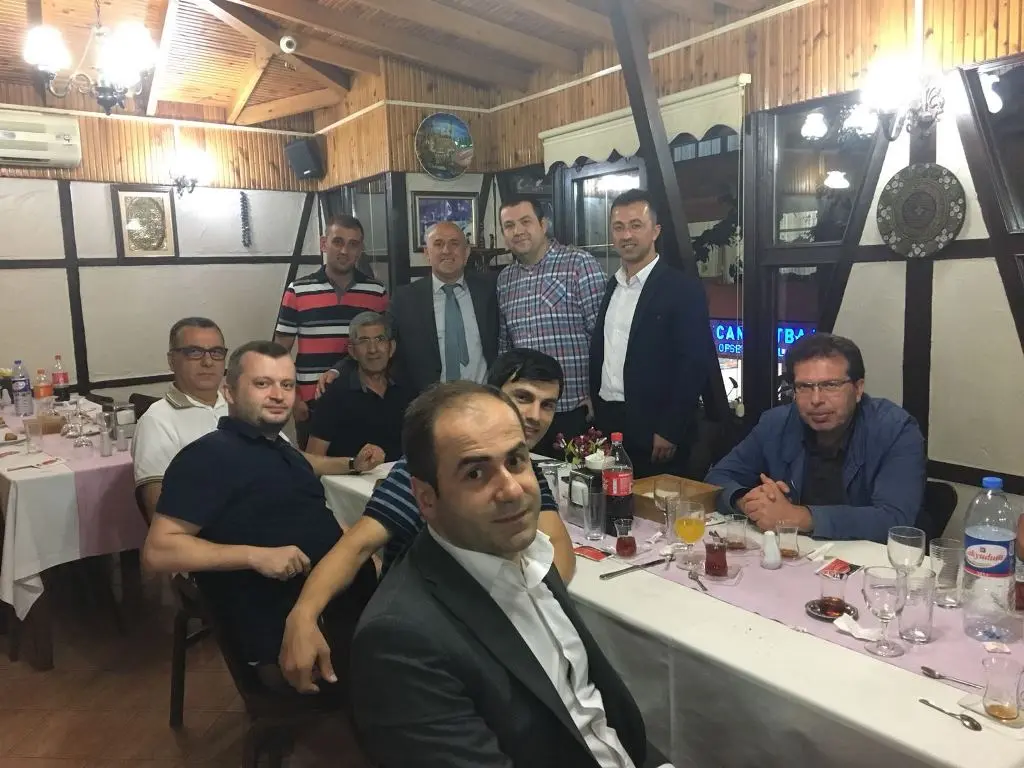 Haber: Emekli olan Beyazkoç’a Veda Yemeği - Galeri-2