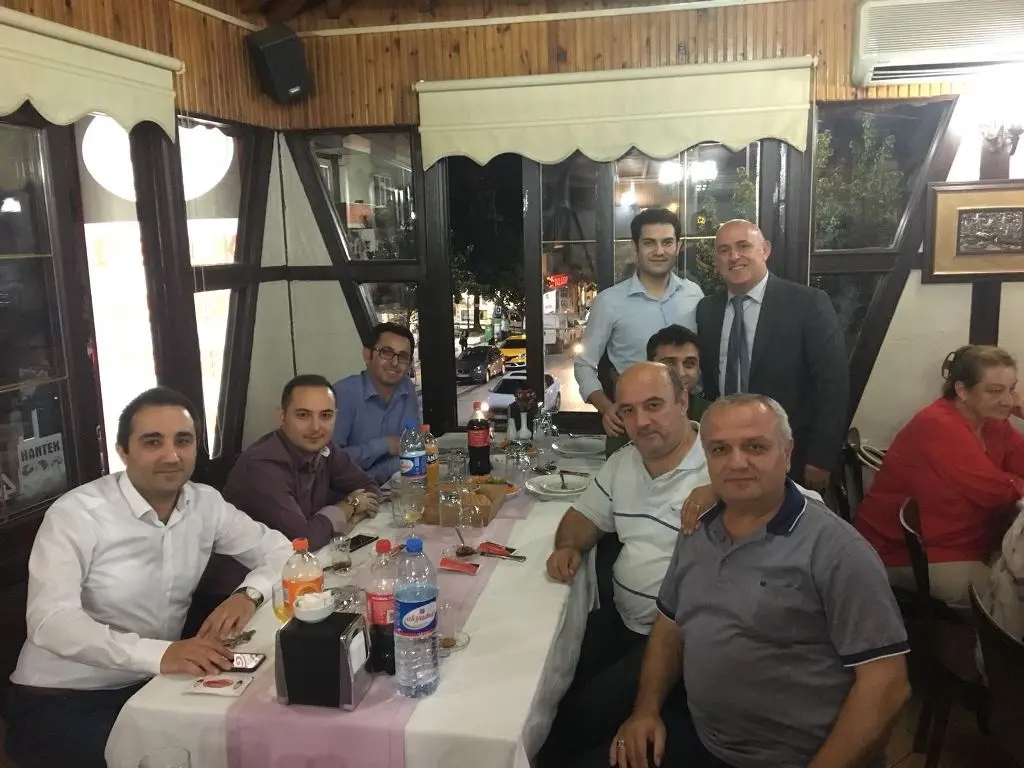 Haber: Emekli olan Beyazkoç’a Veda Yemeği - Öne Çıkan