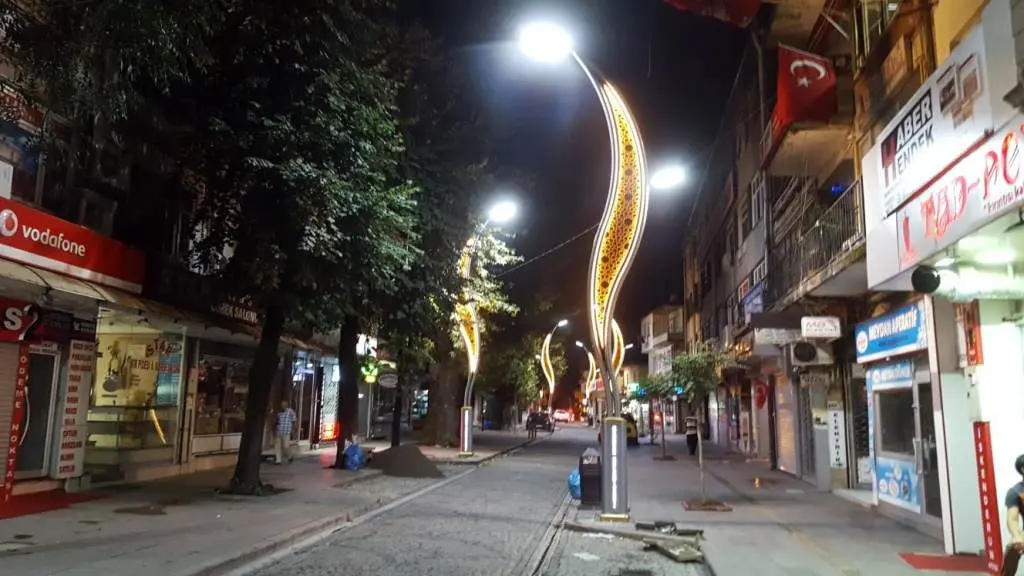Haber: Kemalpaşa Caddesi Işıl Işıl - Öne Çıkan