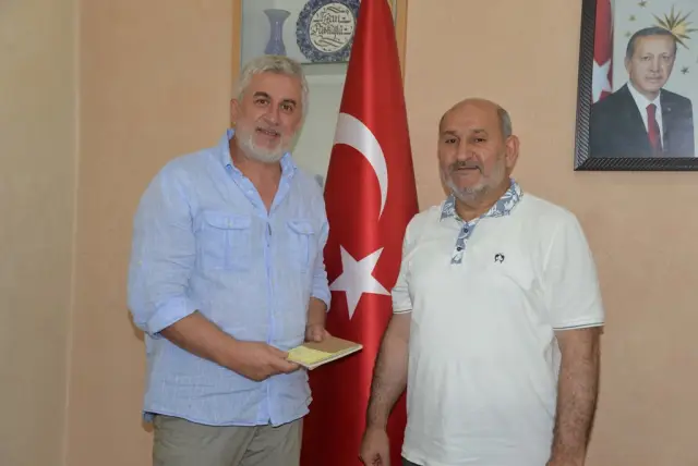 Başkan Püsküllü ’den Kızılay Hendek Şubesi’ne destek