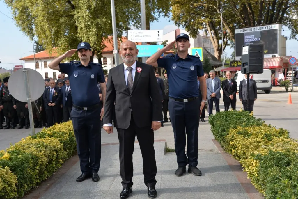 Haber: Hendek’te Gaziler Günü Kutlandı - Galeri-2