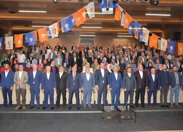 AK Parti Hendek'te Danışma Meclisi toplantısı Yapıldı