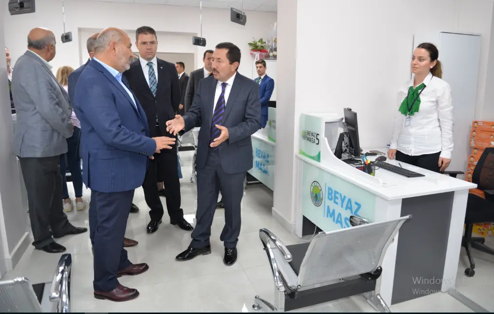 Haber: Vali Balkanlıoğlu Hendek’te - Öne Çıkan