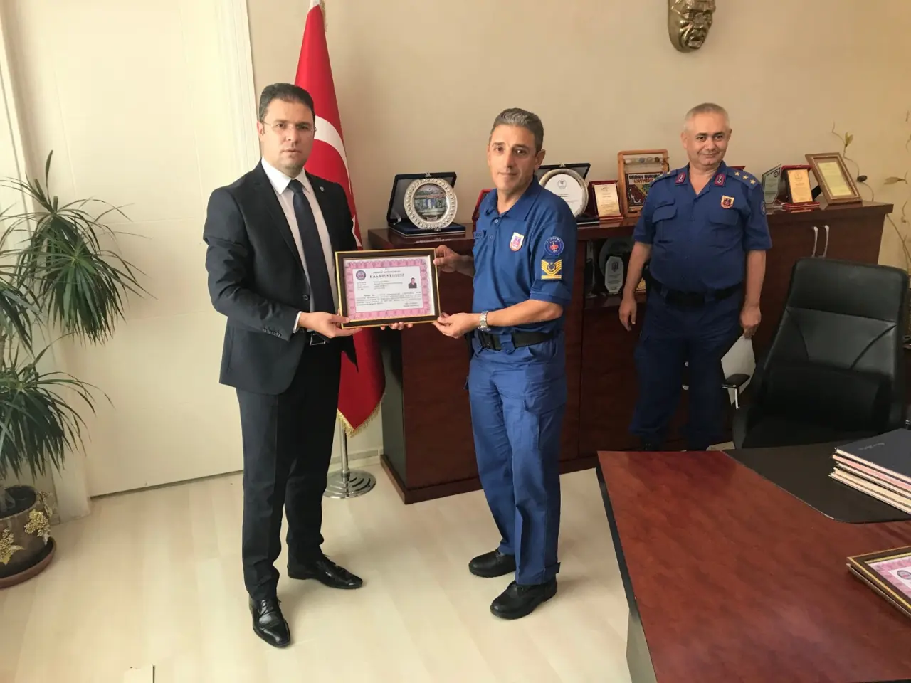Haber: Hendek Jandarması Onurlandırıldı - Galeri-2