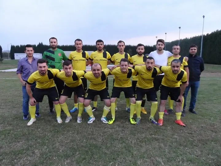 Haber: Çamsan ve Gizem Frit Yarı Finale Çıktı - Galeri-2